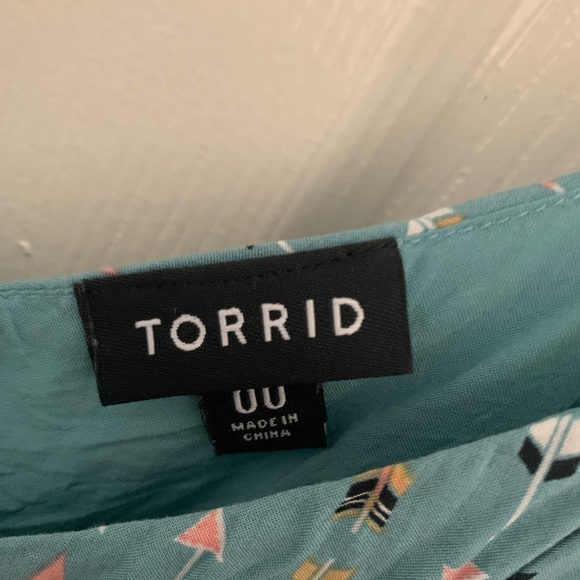 Torrid double layered arrow print swing Cami - Picture 2 of 4